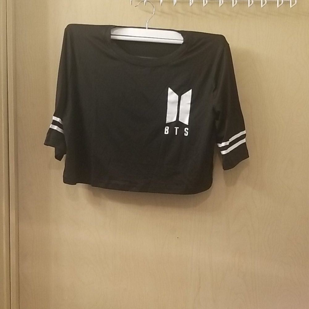 Sports gear. Shirt and shorts